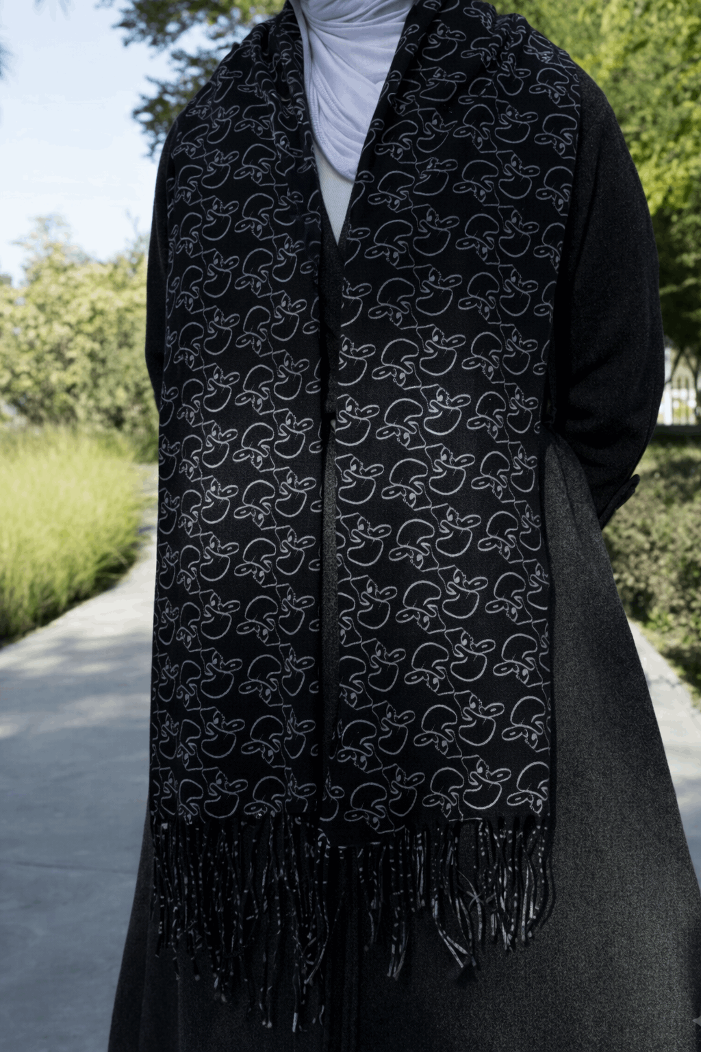 Kuwait Souvenirs Scarf -  Black